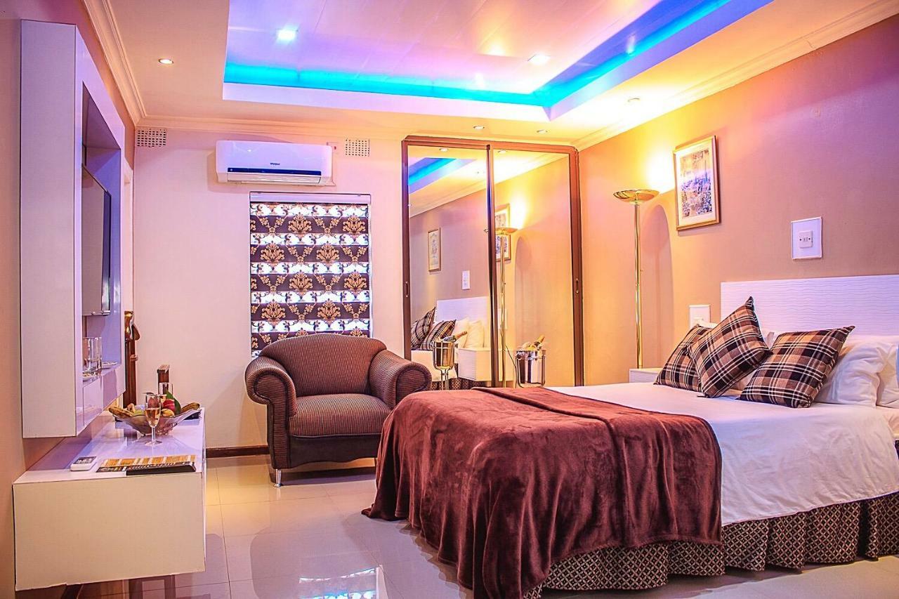 New Fairmount Hotel And Casino Livingstone Esterno foto